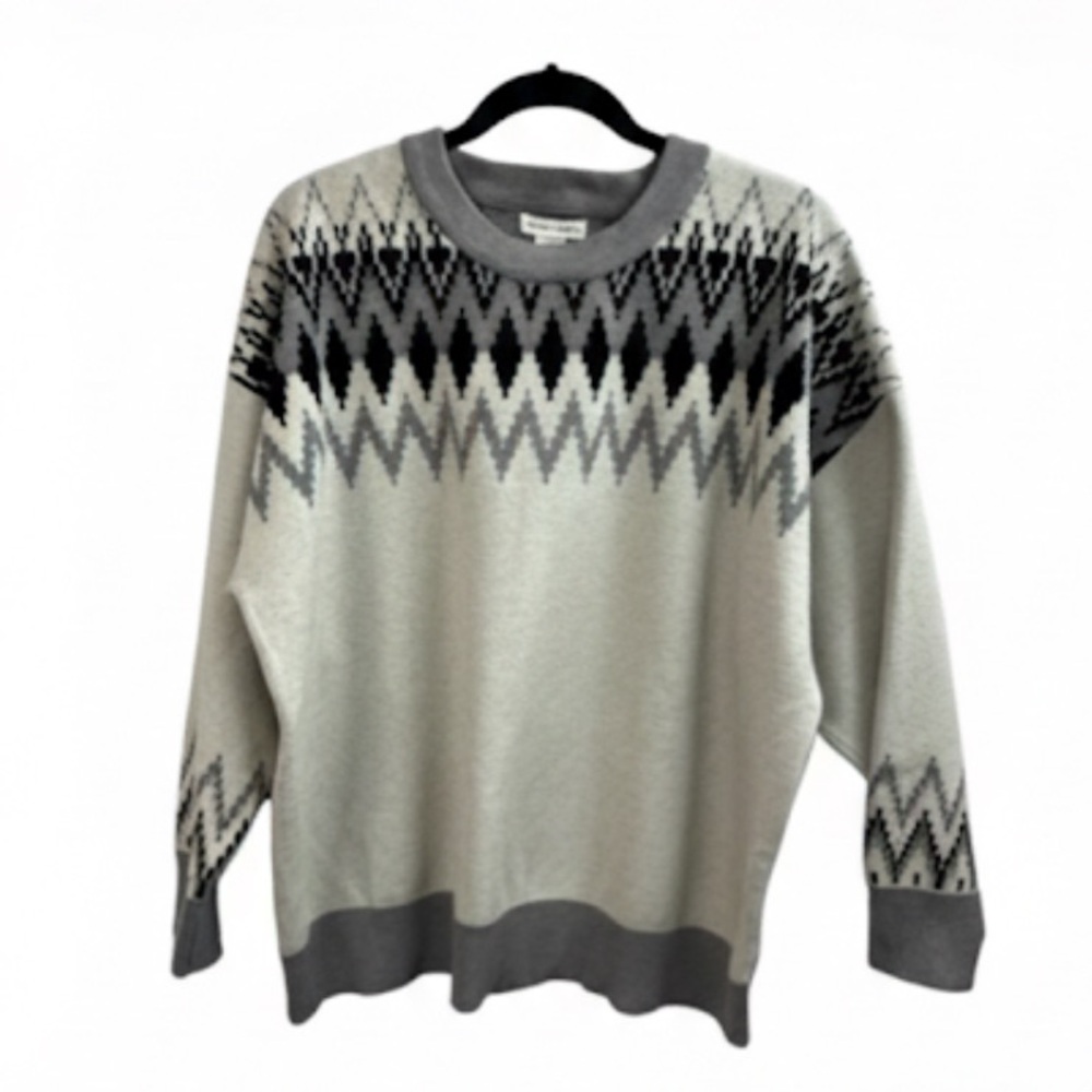 cupcakes & cashmere Men's Crewneck Sweater - Cream and Black